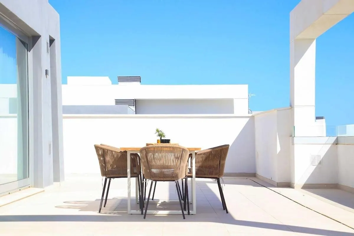 3 Bedroom Penthouse Vanian Gardens - 에스테포나 스페인